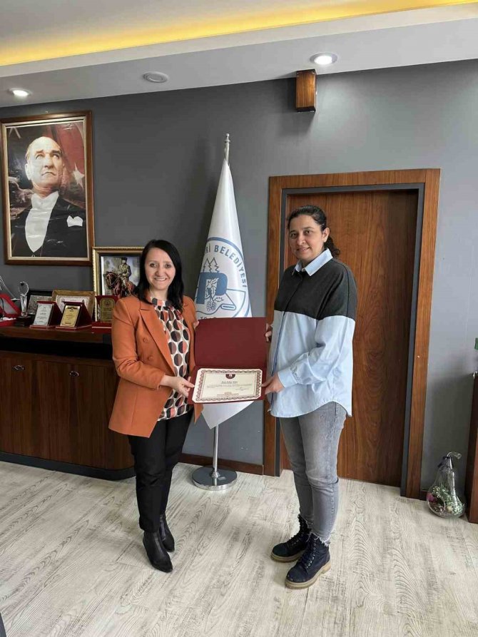 Başkan Tekin’e ‘Teşekkür Belgesi’