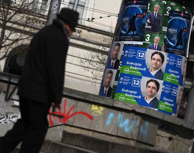 Bulgaristan, Siyasi Krizi Aşmak Üzere Yarın Sandık Başına Gidecek