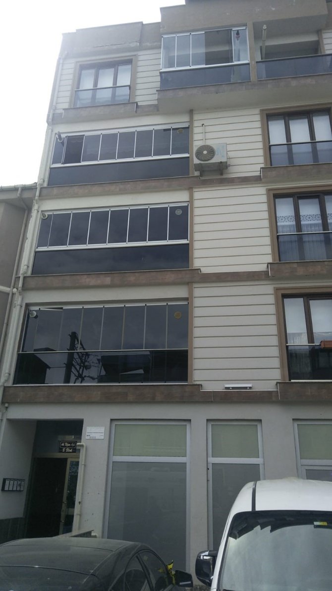 Bursa’da Akılalmaz Olay: Kız Çocuğu Ve Annesi Arka Arkaya İntihar Etti