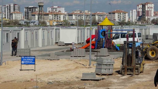 Adalet Bakanı Bozdağ: “Diyarbakır’da 244 Konteyner Tamamen Kullanıma Hazır Edilmiş Durumdadır”