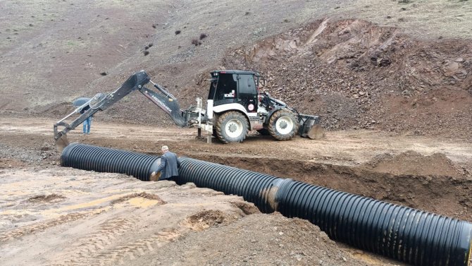 Sağanak Nedeni İle Tahrip Olan Yollar Onarıldı
