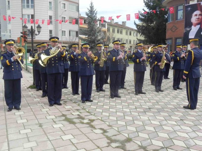 İ̇kinci İ̇nönü Zaferinin 102. Yılı Törenle Kutlandı