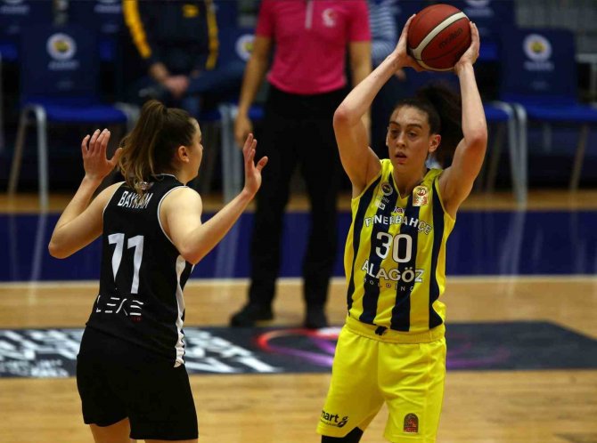 Ing Kadınlar Basketbol Süper Ligi: Fenerbahçe: 90 - Beşiktaş: 70