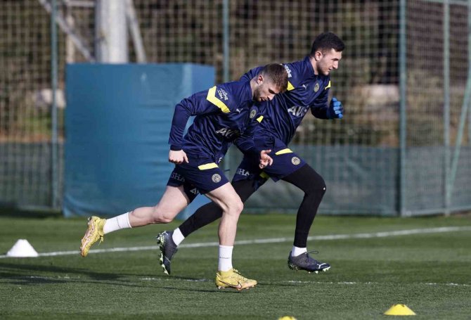 Fenerbahçe, Beşiktaş Maçı Hazırlıklarını Tamamladı