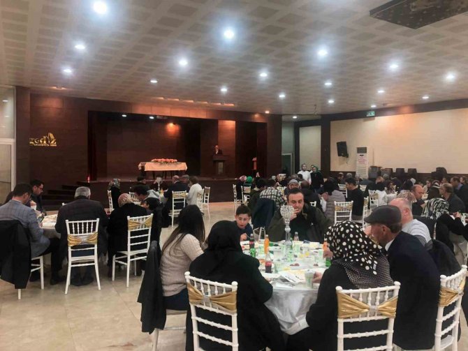 Gediz’de Şehit Aileleri Ve Gaziler İftarda Buluştu