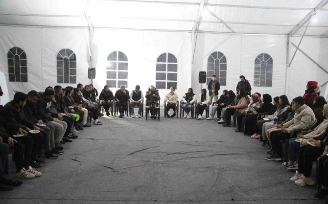 İ̇çişleri Bakanı Soylu: "Hatay’da Enkaz Kaldırma Yüzde 36 Seviyelerinde"