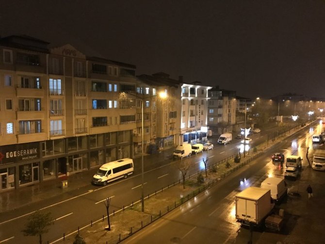 Iğdır’da Nisan Ayında Kar Etkili Oluyor