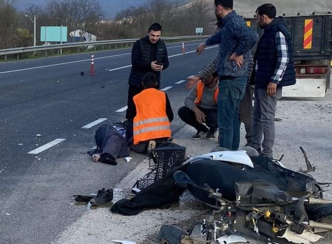 Kamyonetin Çarptığı Motosiklet Sürücüsü Hayatını Kaybetti