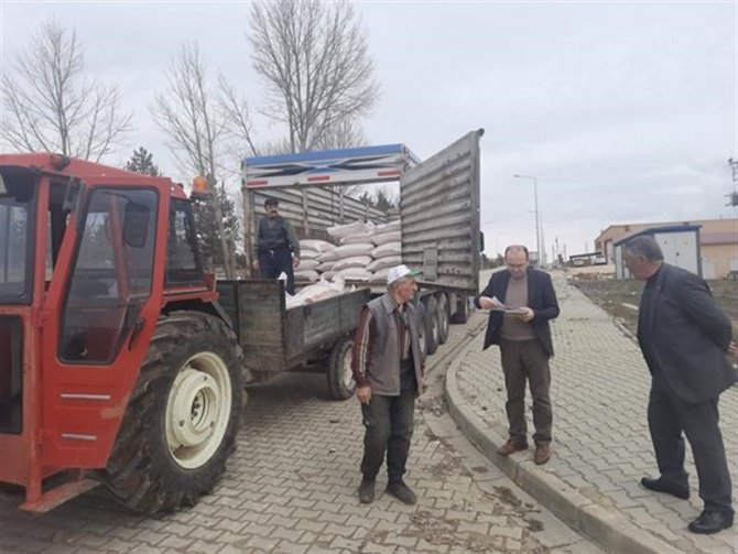 Kastamonu’da Meralar, Dağıtılan Tohumlarla Islah Edilecek