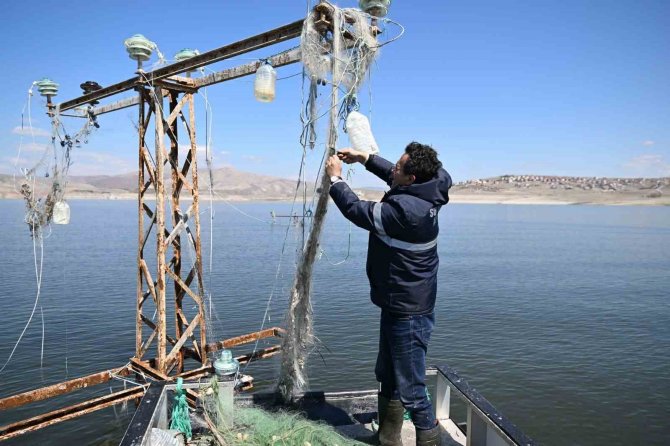 Kayseri İ̇ç Sularında Av Yasağı Başladı