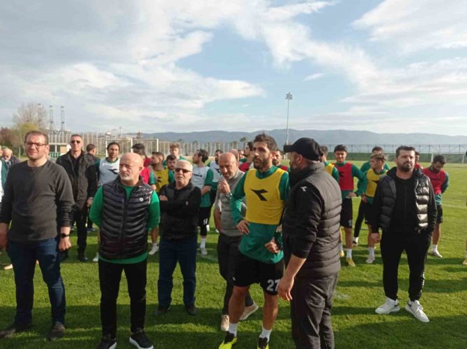 Kocaelispor Antrenmanında Gerginlik