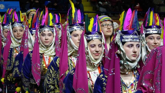 Kütahya’da ’Halk Oyunları İl Birinciliği Müsabakaları’ Renkli Görüntülere Sahne Oldu