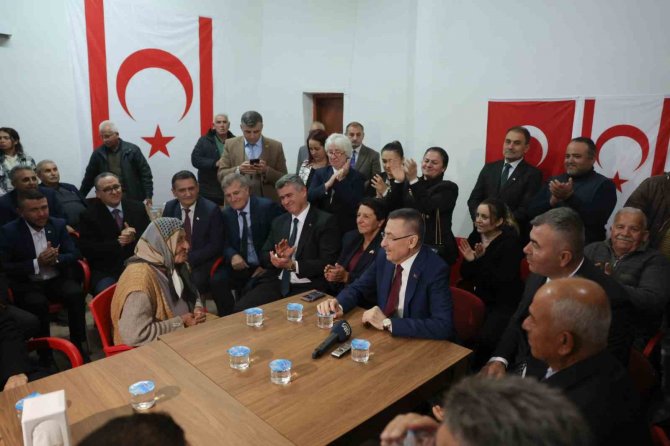 Cumhurbaşkanı Yardımcısı Oktay: "Kıbrıslı Rumlar, ’Karşı Tarafı Desteklerseniz Kıbrıs İçin De Bir Fırsat Doğabilir’ Diye Batı’ya Sesleniyorlar"