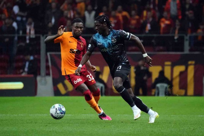 Spor Toto Süper Lig: Galatasaray: 0 - Adana Demirspor: 0 (Maç Devam Ediyor)