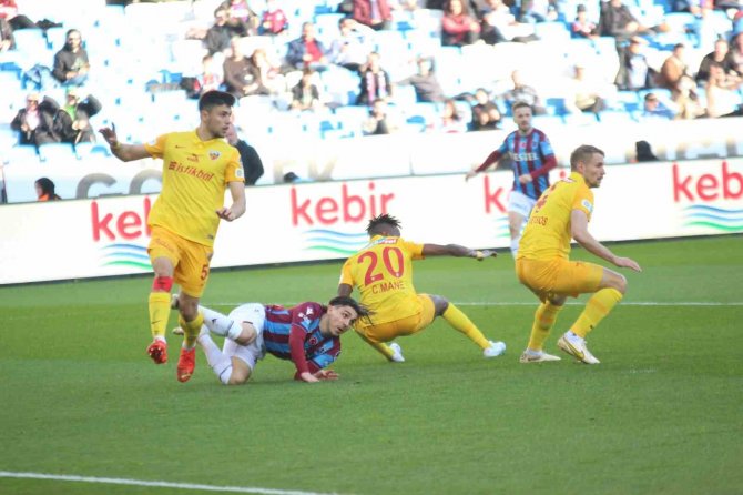 Spor Toto Süper Lig: Trabzonspor: 3 - Kayserispor: 4 (Maç Sonucu)