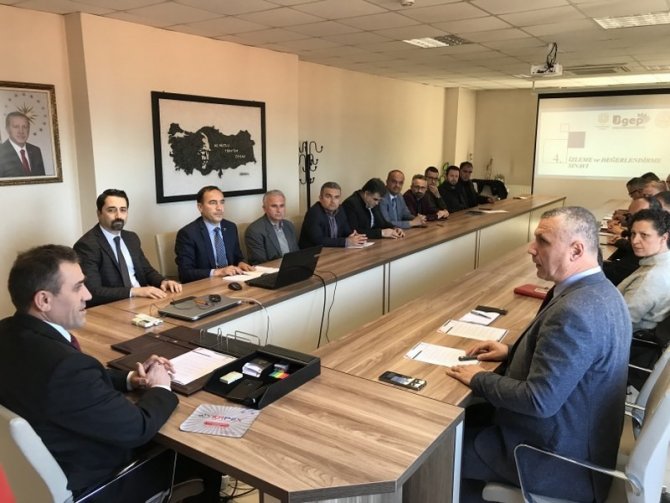 Burhaniye’de Bi̇gep Değerlendirme Toplantısı Yapıldı
