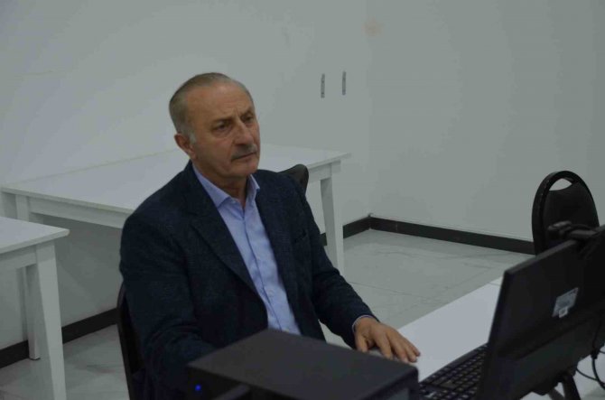 Didim’de Belediyesi Üniversite Öğrencileri İçin Bilgisayar Sınıfı Oluşturdu