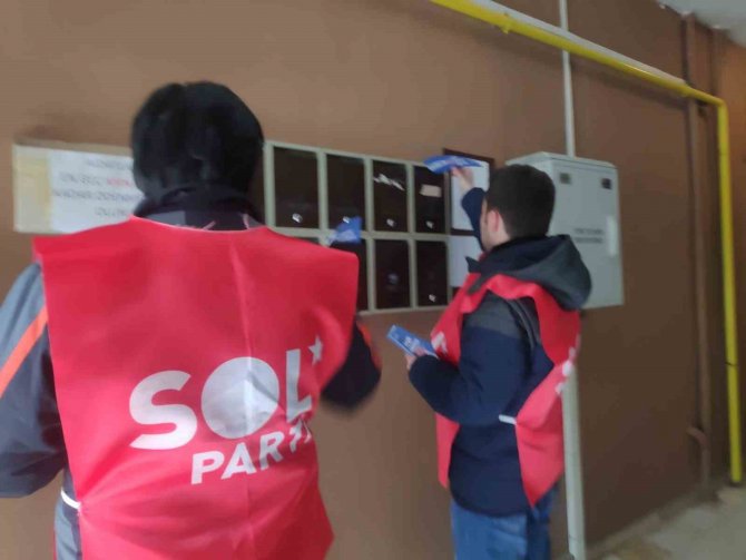 Bolu’da ’Türkiye Cumhuriyeti Devleti’ne Hakaret’ten 4 Sol Parti Üyesi Gözaltına Alındı