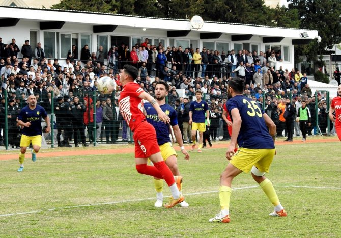 Yerel Derbide Kazanan Alaçatıspor Oldu