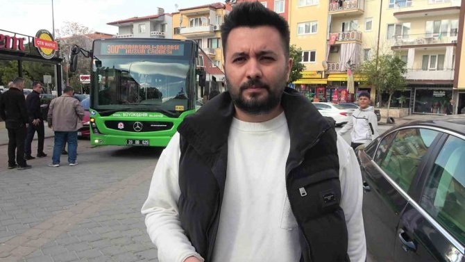 Kendisine Yol Veren Şoförü Darp Edip Kaçtı
