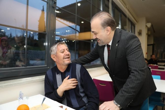 Başkan Talus: "Bu Zor Günleri De Hep Birlikte Aşacağız"