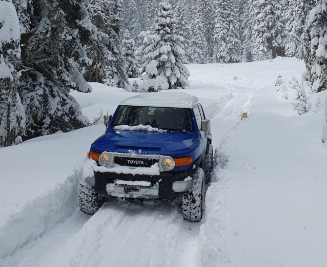 Off-road Tutkunlarından Kar Safarisi