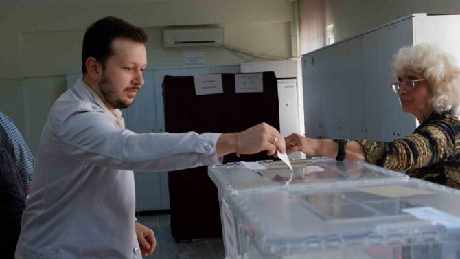 Edirne’deki Soydaşlar, Bulgaristan Seçimleri İçin Sandığa Gitti