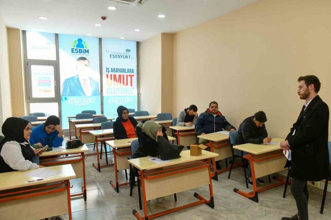 İ̇ş Ararken İşveren Oldu