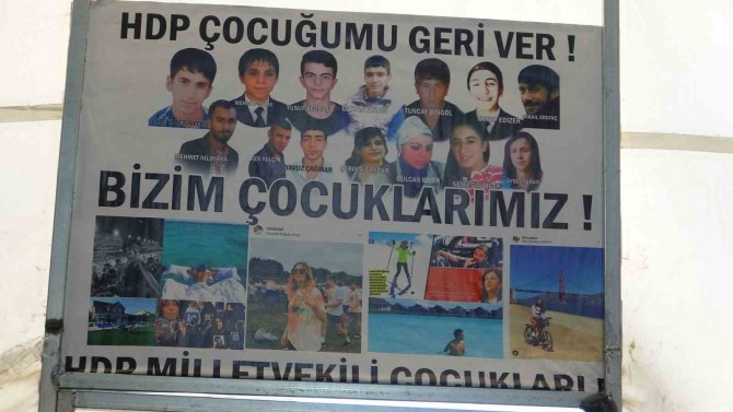 Evlat Nöbetindeki Aileler, Hdp’lilerin Kendi Çocuklarını Dağa Götürmeleri Çağrısında Bulundu