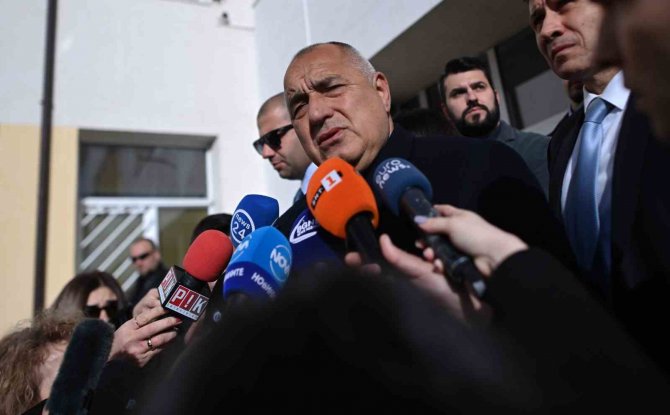 Bulgaristan’da Halk Erken Genel Seçimler İçin Sandık Başında