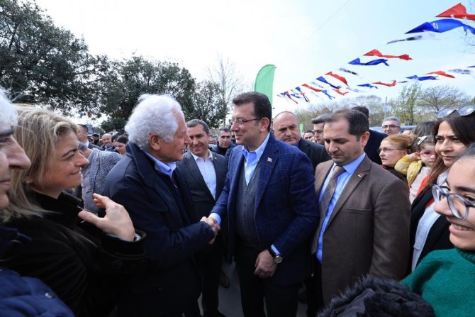 İ̇bb Başkanı İ̇mamoğlu: "Allah O İki Başkandan Razı Olsun"