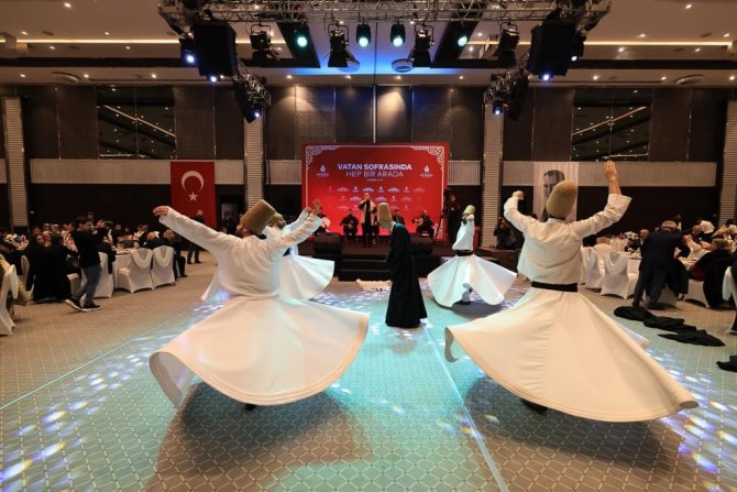 Ekrem İ̇mamoğlu, Şehit Yakınları Ve Gazilerle İftarda Bir Araya Geldi