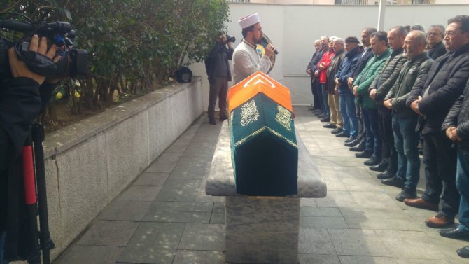 Kadıköy’de Eşi Tarafından Öldürülen Hakim Toprağa Verildi