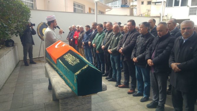 Kadıköy’de Eşi Tarafından Öldürülen Hakim Toprağa Verildi