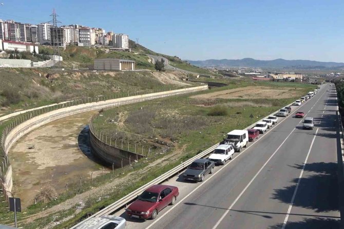 Kahramanmaraş’ta Demremzedelere Günlük 500 Ton Odun Desteği