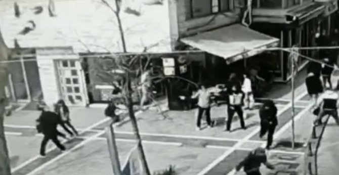 İ̇stanbul’da Silahlı Çatışma Kamerada