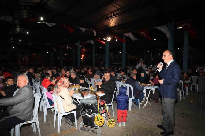 Pamukkale Belediyesi Gönül Sofrası İ̇ncilipinar’da Kuruldu