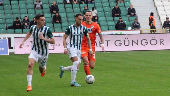 Spor Toto Süper Lig: Giresuspor: 0 - Corendon Alanyaspor: 1 (İ̇lk Yarı)