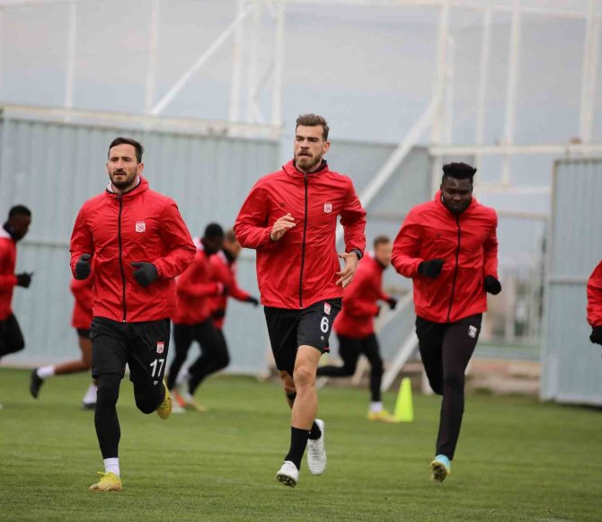 Sivasspor, Başakşehir Maçı Hazırlıklarını Sürdürdü
