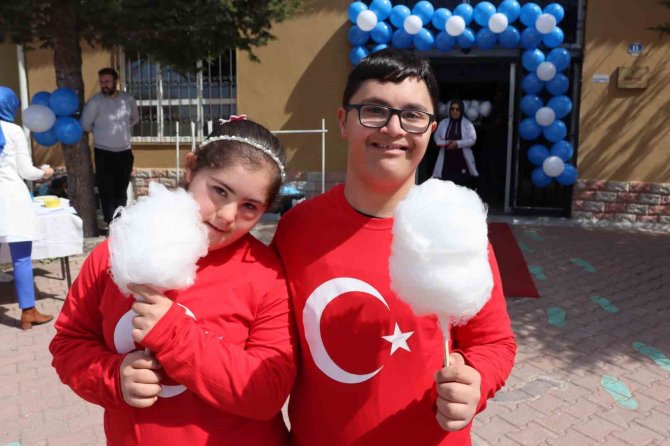 Karaköse: “Kayseri’de Otizm Tanısı Alıp Da Eğitim Alamayan Bir Öğrencimiz Yok”