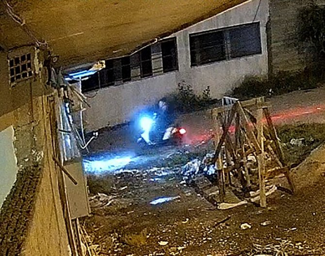 Motosiklet Çalarken Görüntülenen 3 Şüpheli Tutuklandı