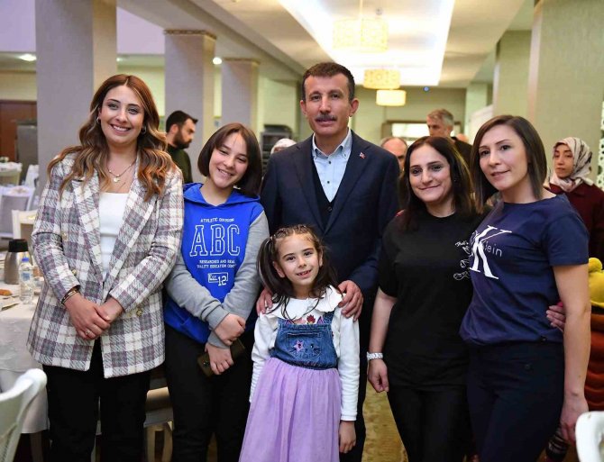 Altındağ’da İftar Buluşmaları Devam Ediyor