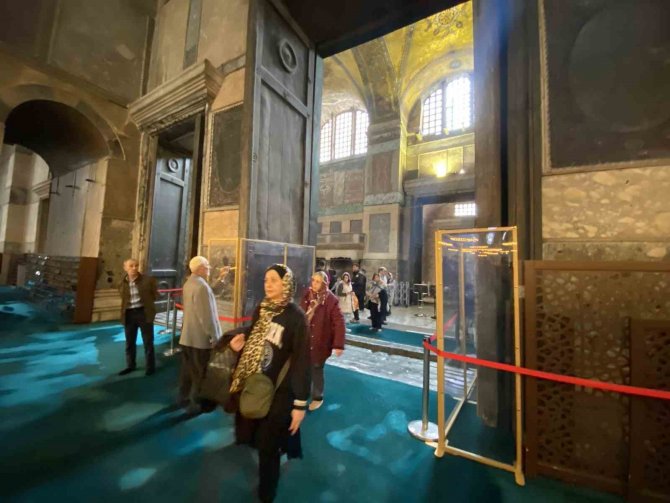 Ayasofya-i Kebir Camii’nin Onarılan İmparator Kapısı Koruma Altına Alındı