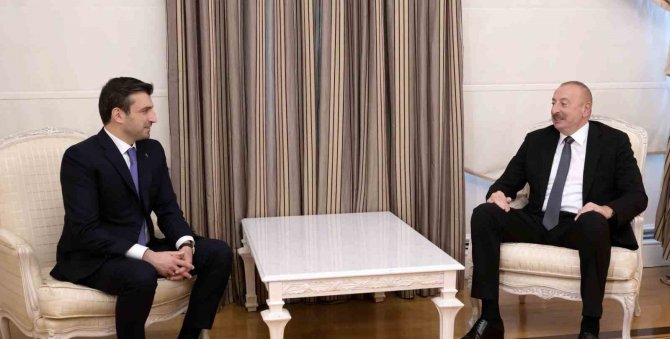 Azerbaycan Cumhurbaşkanı Aliyev, Selçuk Bayraktar’ı Kabul Etti