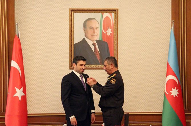 Selçuk Bayraktar’a “Askeri İ̇şbirliği Madalyası” Verildi