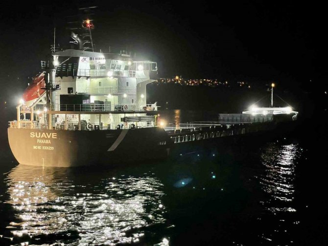 Çanakkale Boğazı’nda Kuru Yük Gemisi Makine Arızası Yaptı