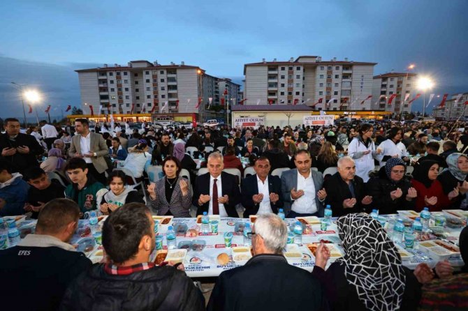 Denizli Büyükşehirin İftar Geleneği Kayaköy’de Sürdü