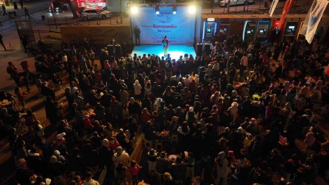 Çocuklar Geleneksel Ramazan Eğlencesinde