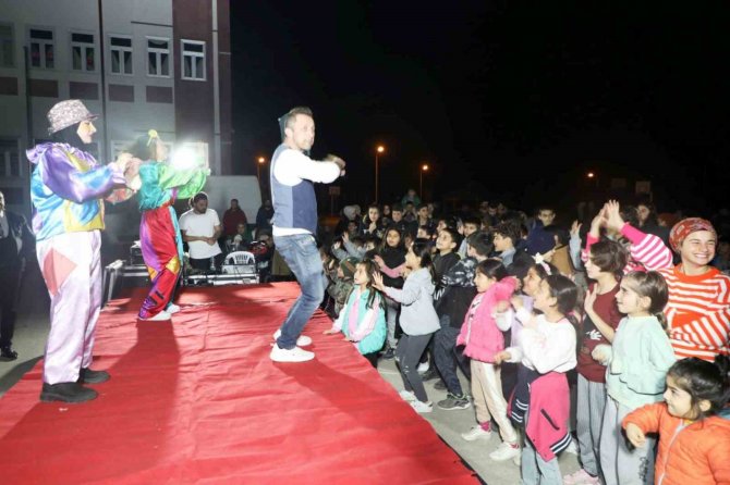 Dilovası’nda Çocuklar Gönüllerince Eğleniyor