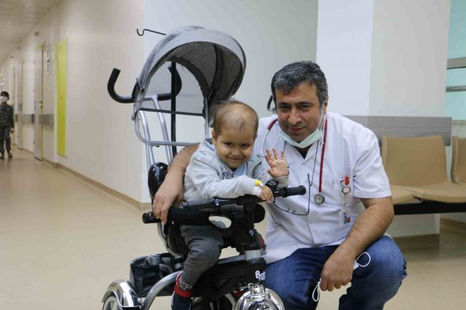 Hastanenin Atıl Durumda Olan Koridoru, Kanser Hastası Çocuklara Umut Oldu